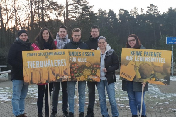 EthikBank Mitarbeiter auf dem Weg nach Berlin