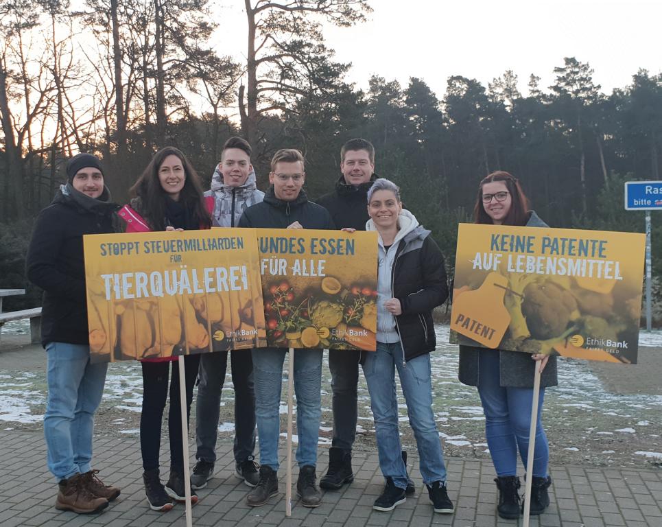 EthikBank Mitarbeiter auf dem Weg nach Berlin